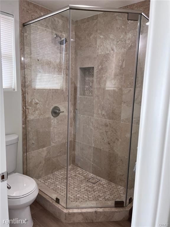 Foto del edificio - 3 br, 3 bath Duplex - 17306 Wilkie Avenue