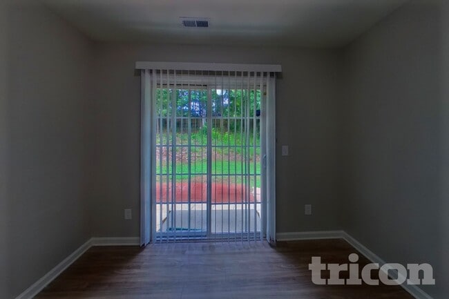 Building Photo - 7715 Hidden Creek Dr