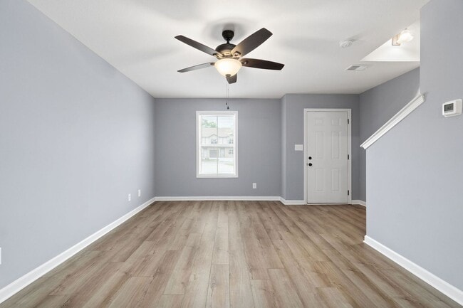 Building Photo - 288 Smithson Ln