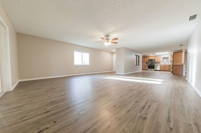 Foto del edificio - 673 Augusta Rd