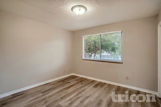 Foto del edificio - 14718 Seminole Trail