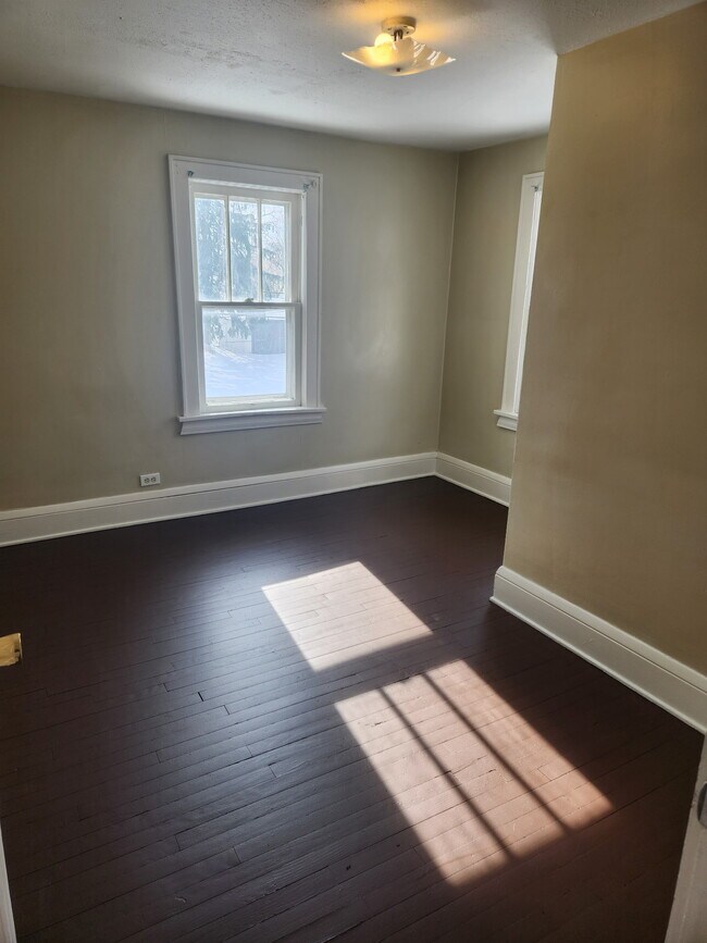 Foto del edificio - 87 Brighton Dr