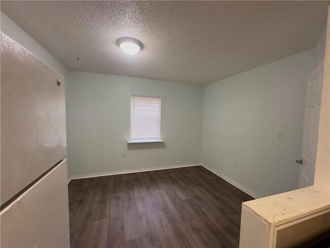 Foto del edificio - 34657 Grantham College Rd