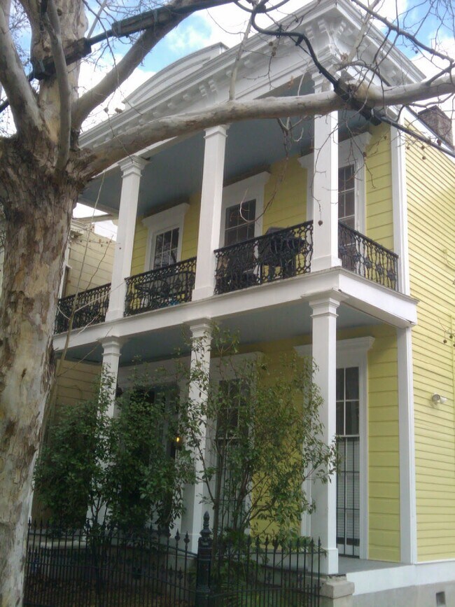 Foto del edificio - 1434 Constance St