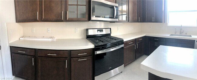 Foto del edificio - 2126 Mystic Wave Rd
