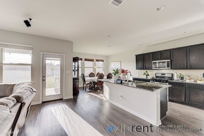 Foto del edificio - 4 br, 4 bath House - 4121 Birdwatch Loop, ...