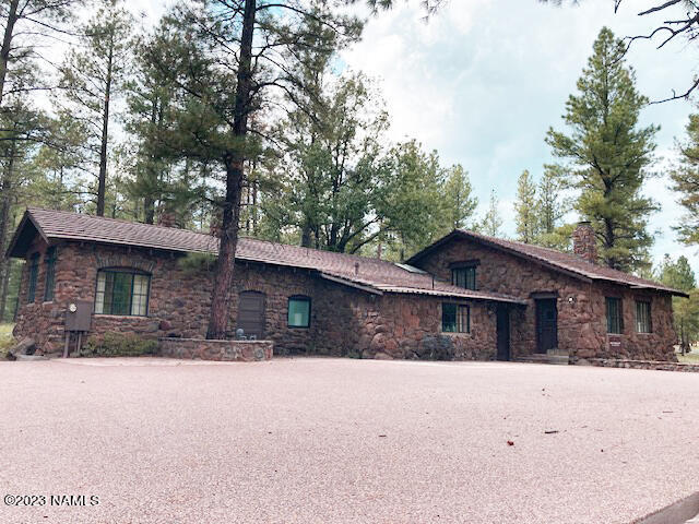 Building Photo - 1825 Mary Russell Way