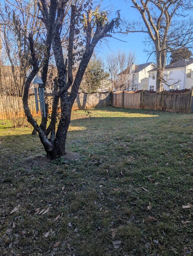 Patio interior - 2480 Oak Hill Dr