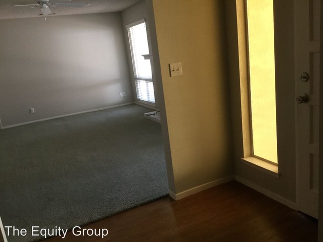 Building Photo - 2 br, 2 bath House - 3937 W. Hillsdale