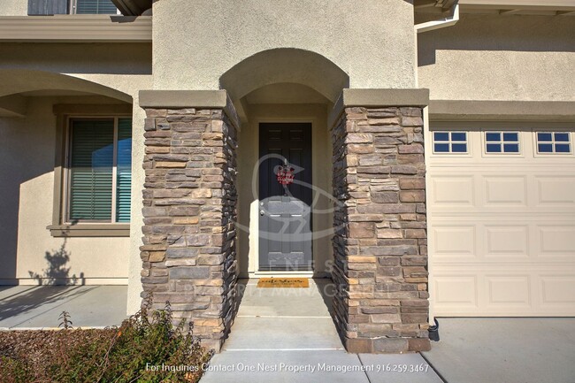 Building Photo - BRAND NEW 4 bedrooms, 3 full bathrooms, 2 ...