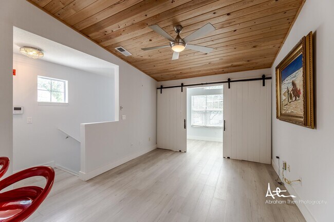 Foto del edificio - 13205 Harbour Vista Cir