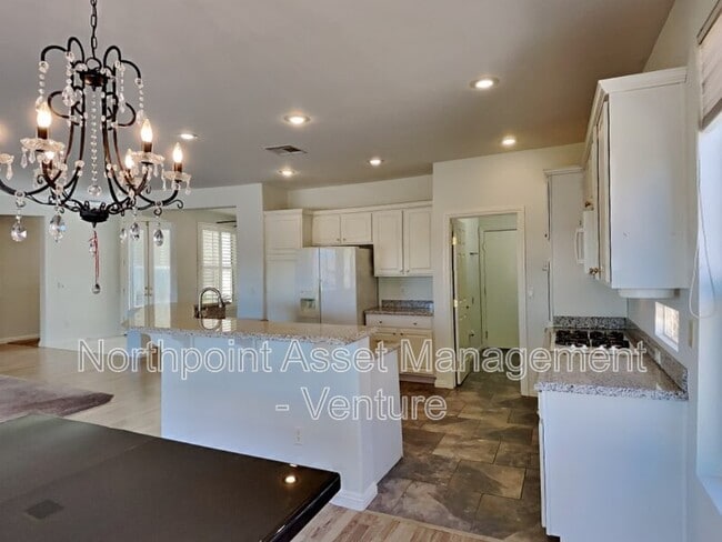 Building Photo - 10374 Melodia Magico Ave