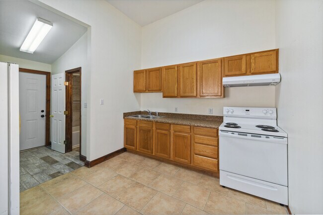 Building Photo - 3409 Chartres St
