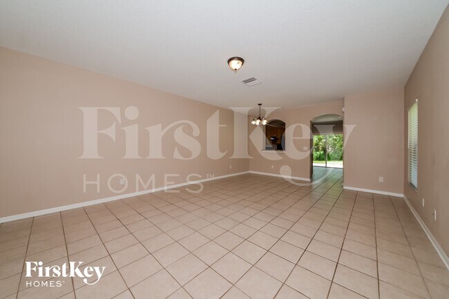 Foto del edificio - 15825 Fishhawk Falls Dr