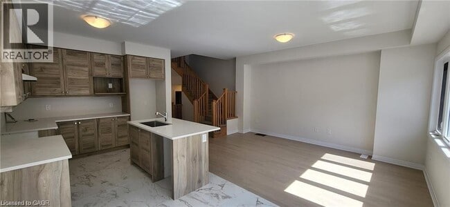 Photo du bâtiment - 466 Adelaide St