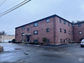 Building Photo - 69 Nicholas Rd