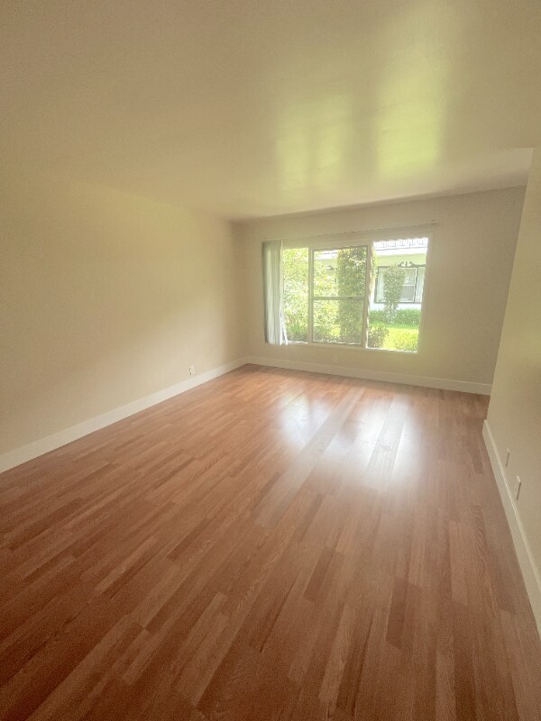 Foto del edificio - 170 S Chester Ave