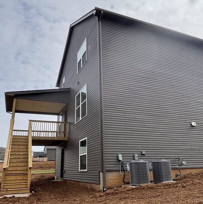 Foto del edificio - Move-In Ready! The Bedford Hill by Ball Homes is Calling!