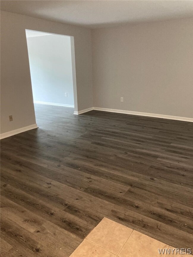 Building Photo - 1283 Peppertree Dr