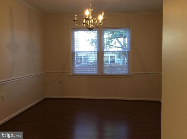 Building Photo - 14540 Eddy Ct