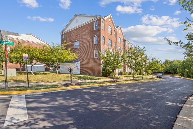 Foto del edificio - 15262 Torbay Way
