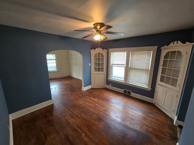 Foto del edificio - 837 Alhambra Rd