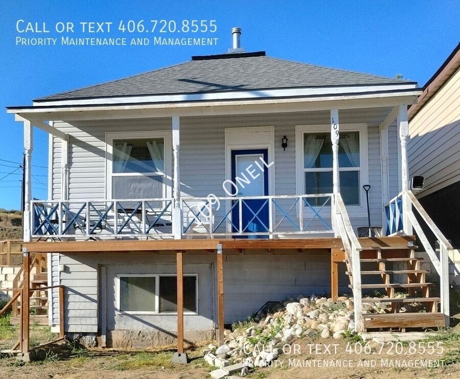 Primary Photo - Charming, Renovated 1-Bedroom Gem in the H...