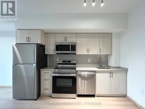 Building Photo - 3429-3429 Sheppard Ave E