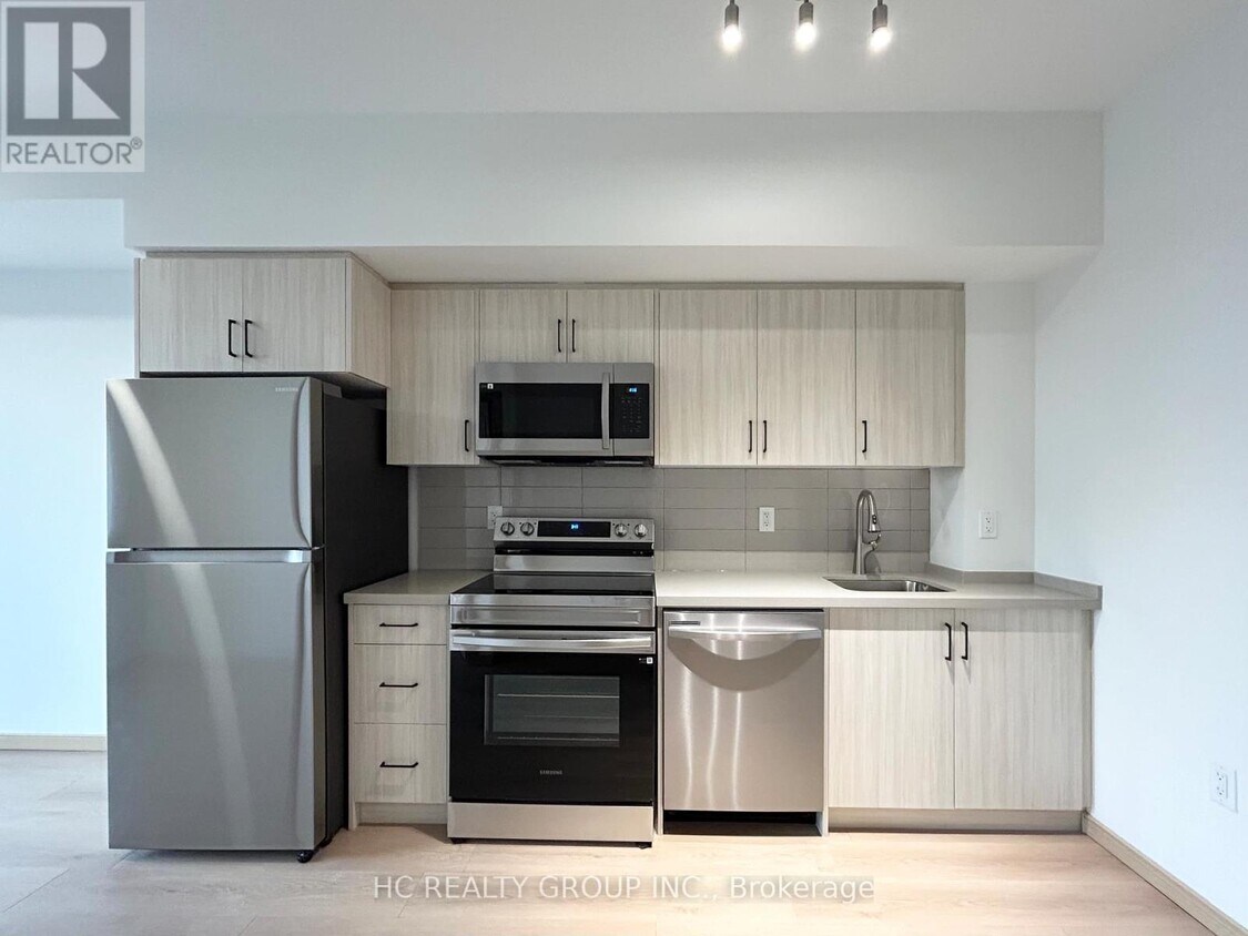 Photo principale - 3429-3429 Sheppard Ave E