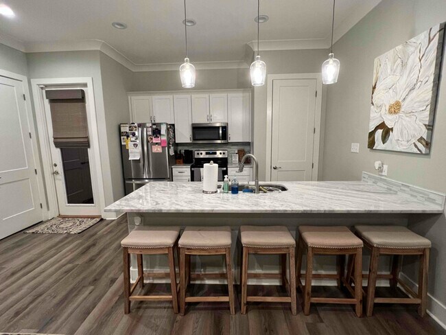 Building Photo - 124 Santa Marta Dr
