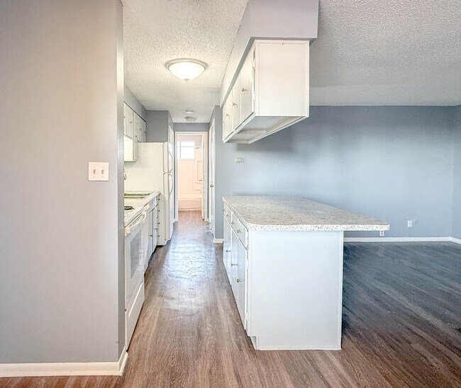 Foto del edificio - 3270 S Grant St