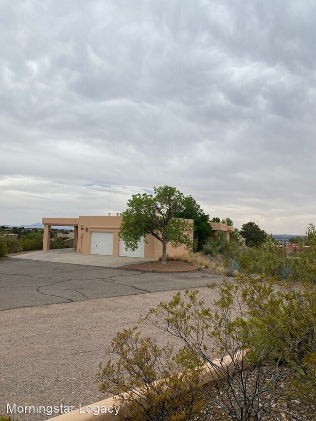 Building Photo - 4 br, 2 bath House - 3205 Majestic Ridge