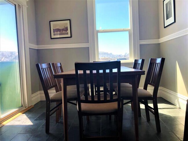 Building Photo - 4 bedroom in San Francisco CA 94110