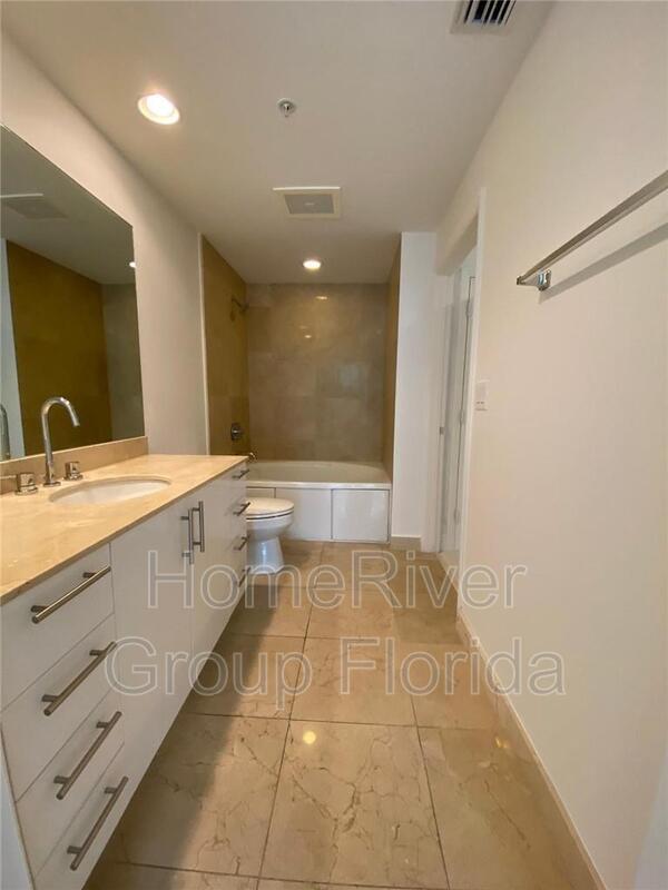 Building Photo - 550 Okeechobee Blvd