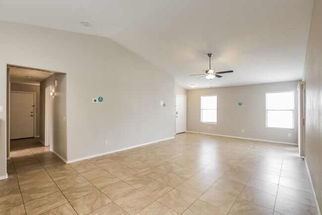 Building Photo - 12814 W Crocus Dr