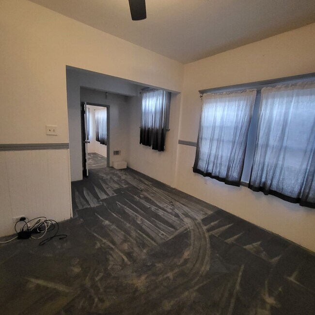 Foto del edificio - 1428 78th Ave