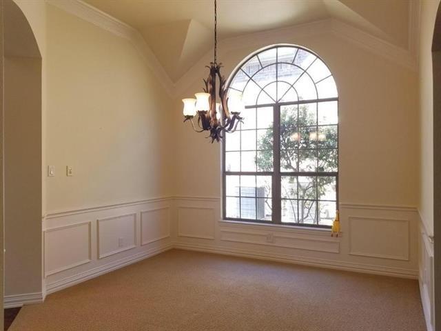 Building Photo - 956 Pheasant Dr