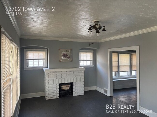 Building Photo - 12702 Iowa Ave