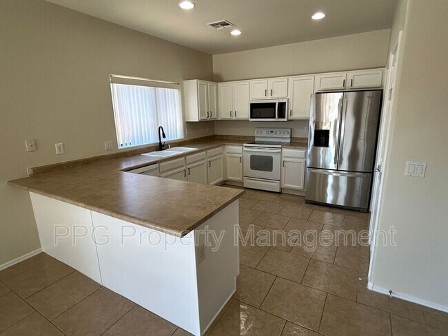 Foto del edificio - 13735 W Caribbean Ln