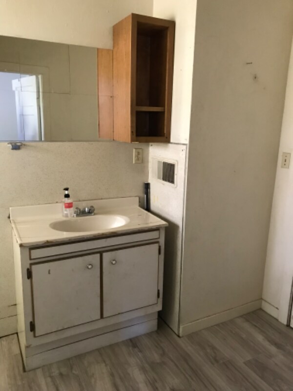 Foto del edificio - 220 Cedar St