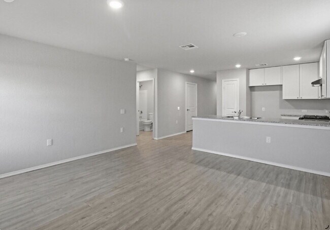 Foto del edificio - "Charming 3-Bedroom San Antonio Home with Granite Finishes - 11914 Pewee"