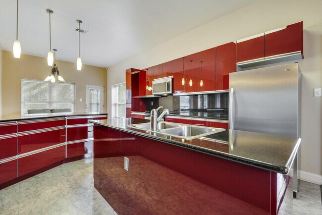 Foto del edificio - 105 Timber Ridge Blvd