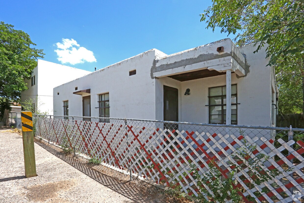 Foto del edificio - 508 Princeton Dr SE