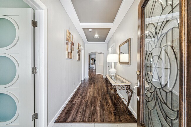 Foto del edificio - 15434 Paxton Woods Dr
