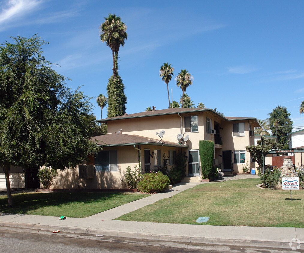 Foto del edificio - 7455-7463 Potomac St