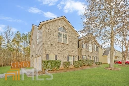 Building Photo - 5047 Burberry Way