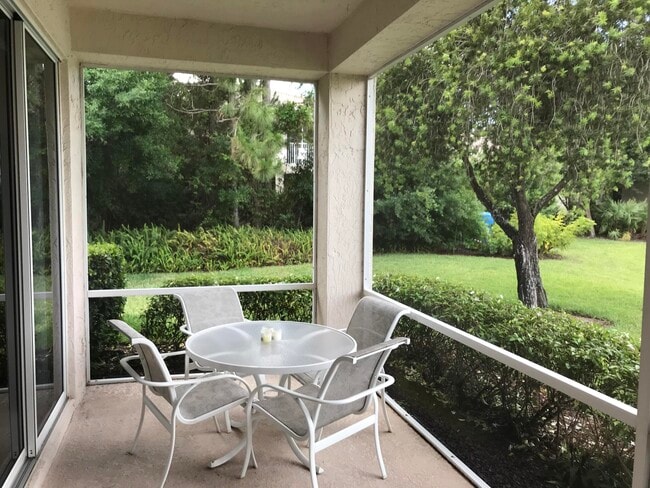 Foto del edificio - 8410 Mulligan Cir