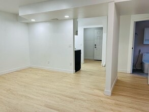 Building Photo - 11650-1202B 202b St