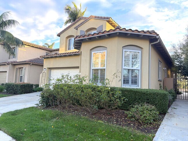 Foto del edificio - Enjoy warm sunsets, gentle sea breezes, and daily ocean views from this exceptional Aviara home.