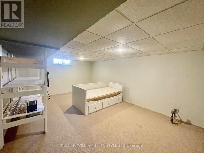 Photo du bâtiment - 1463 Stoneybrook Crescent